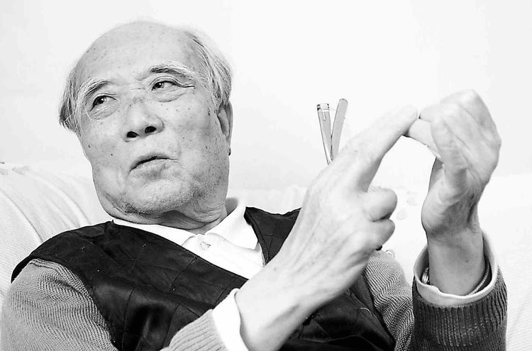 鎶楃編鎻存湞绾㈣壊缁忓吀浠嬬粛,鎶楃編鎻存湞鍗侀儴椤剁骇鎶楁棩澶х墖