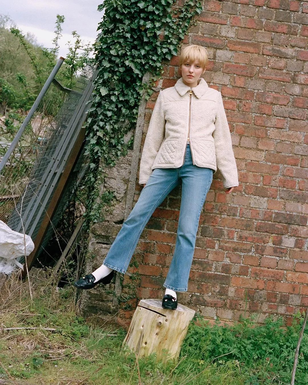 买了好多衣服和鞋子,买了好多鞋子