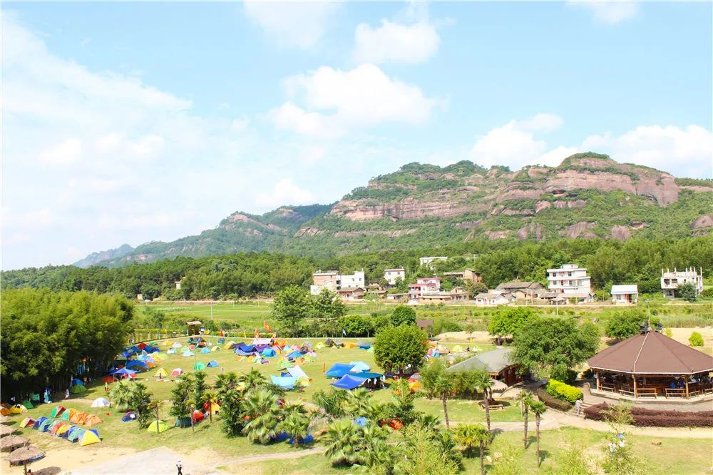 上车旅游打卡,上车打卡下车打卡