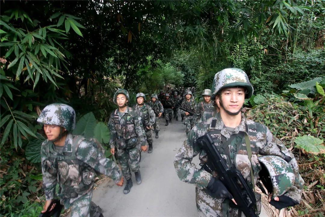 新兵在部队危险吗,新兵野外生存训练