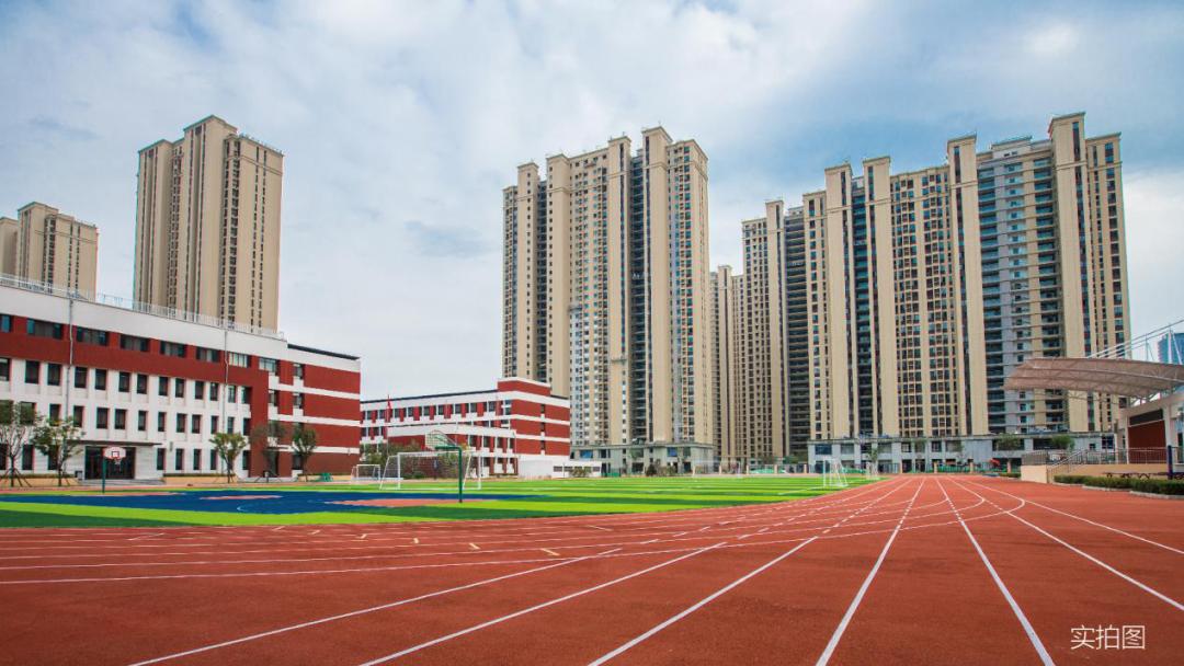 融创外滩壹号签约学校,融创外滩壹号凤凰双语学校