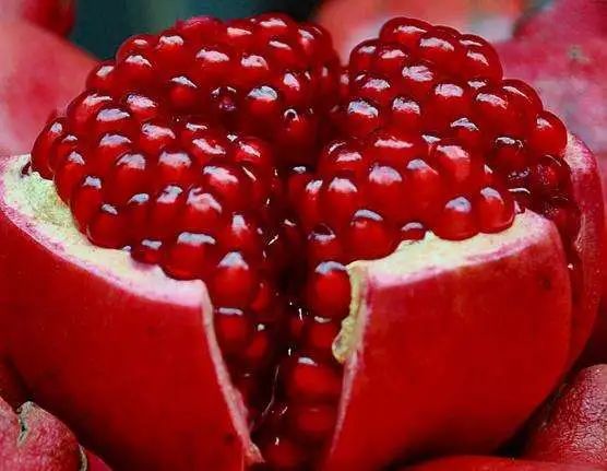 唇膏选不对有致癌风险,唇膏致癌真假