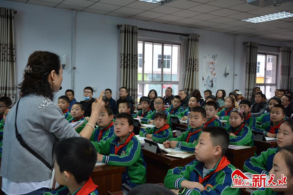 全市中小学信息技术教师培训,全省中小学教师信息素养提升培训