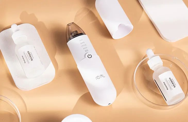 痘痘挤出的白米粒是什么,痘痘挤出来的白色乳浆是什么