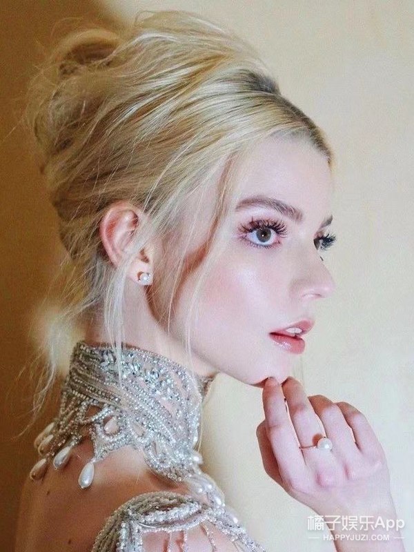 网飞剧女主颜值天花板,网飞爆剧女主