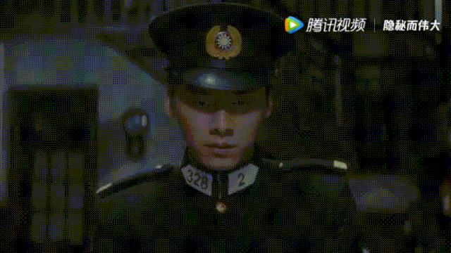 拉近年代剧与年轻人的距离感,《隐秘而伟大》祭出了“打工人”顾耀东