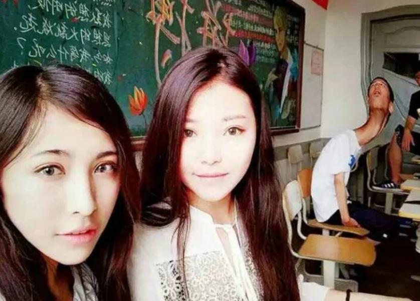 鐚庢潃ai娓告垙瑙嗛,鐚庢潃ai鑷瀯csgo