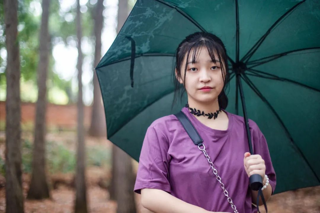 向优秀青年看齐,向优秀的人才们看齐的表现