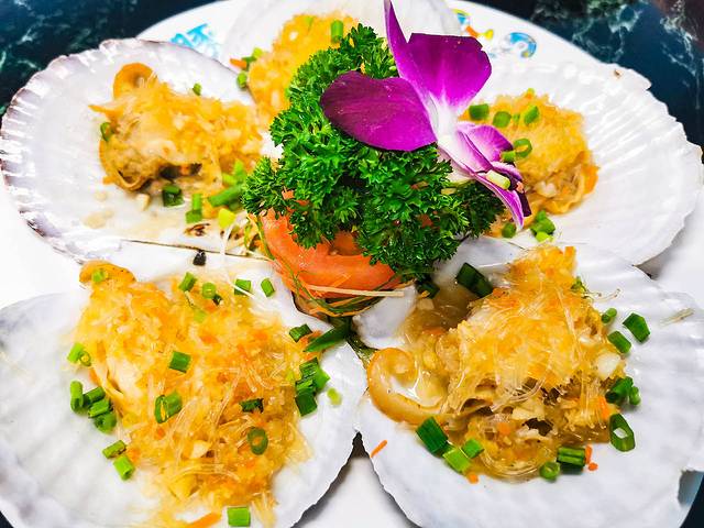 三亚海棠湾希尔顿攻略,三亚湾亚龙湾旅游攻略