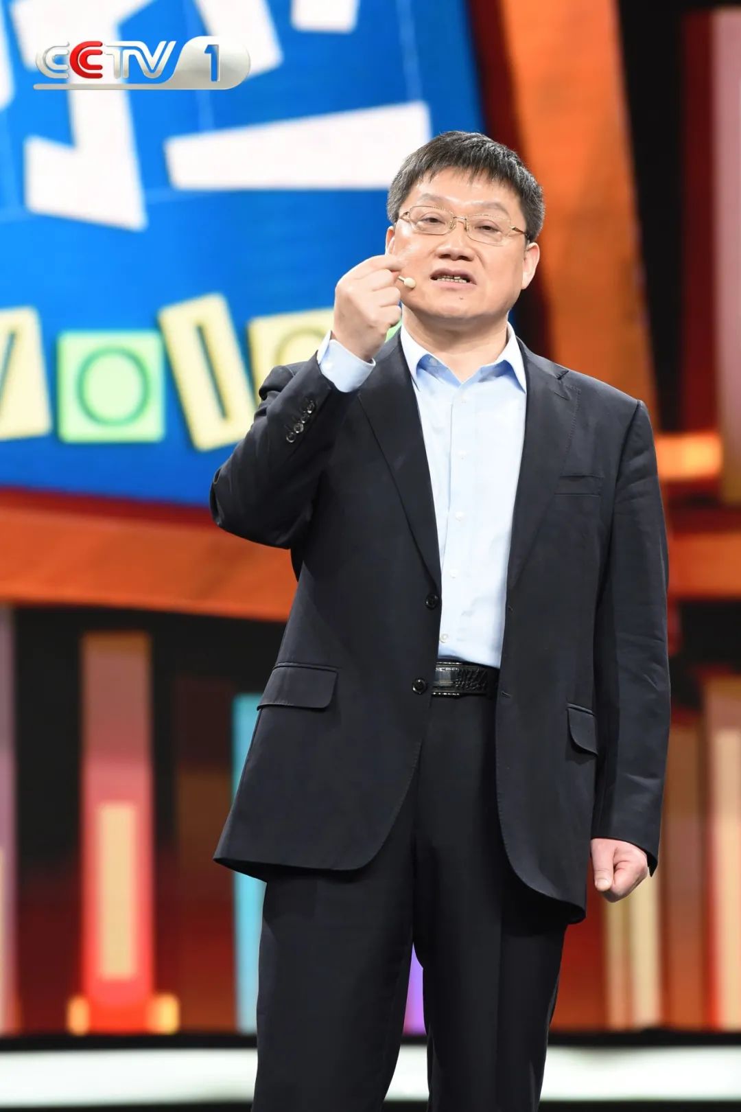 今天22:30档，CCTV-1《开讲啦》带你打卡岳麓书院，探访千年学府的前世今生