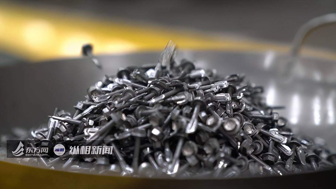 小镇何以做出实体大产业？原来做优做强的背后都有一个“超级服务员”