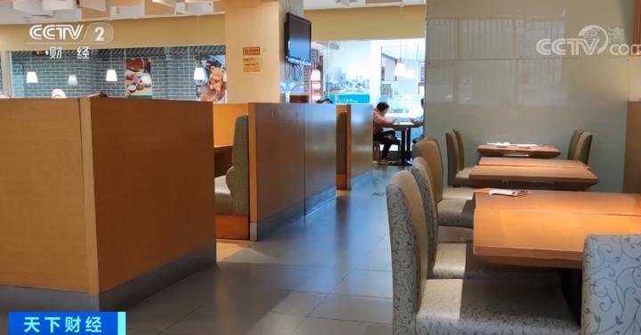 又一家知名连锁餐厅倒下？关店、欠款！官方公告：预付卡的钱能退！但记者探访后发现……