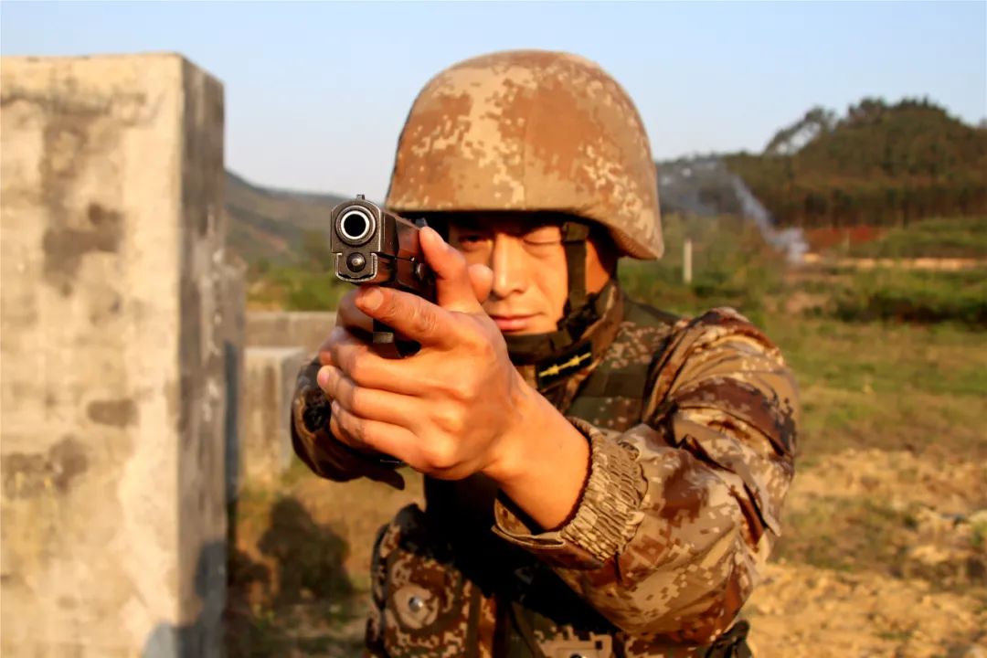 侦察英雄——纪瑞瑄