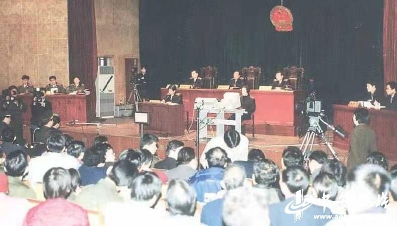 劳荣枝案庭审详尽细节披露：承认曾对法子英有感情但所做之事是为了保命