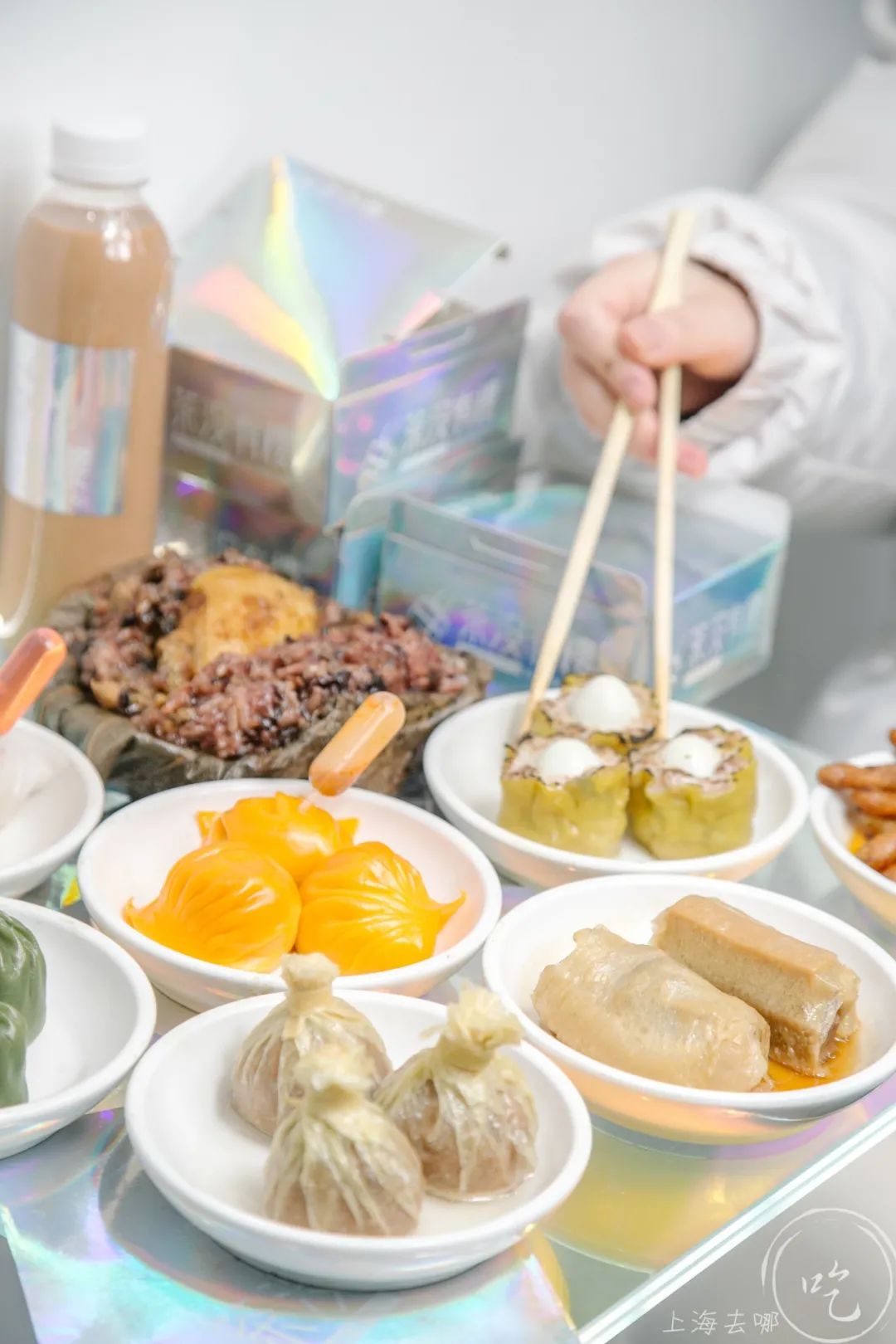 淮海路上10m²！连座位也没有的店，专卖香港“彩色点心”