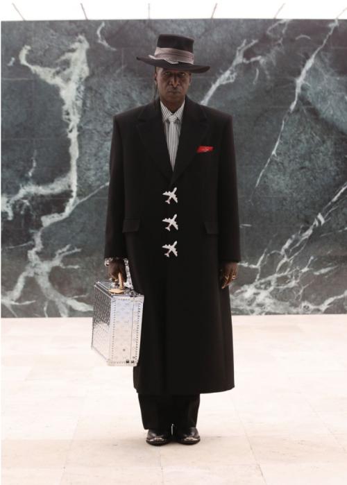 lv秋冬男装秀在哪直播,lv秋冬2023男装