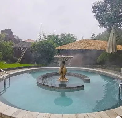 天气冷了就要泡温泉,天气变冷了适合泡温泉