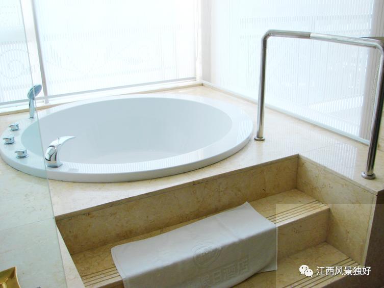 天气冷了就要泡温泉,天气变冷了适合泡温泉