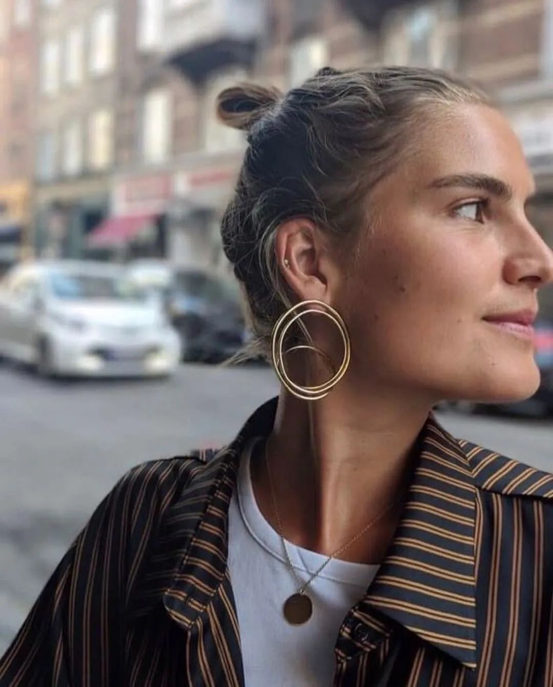 这该死的购物欲，又让我买了1.2.3.4.5.6件金色首饰