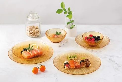 今天骨折价！快把这款黄磊、佟大为都在用的“锅中皇后”搬回家↘