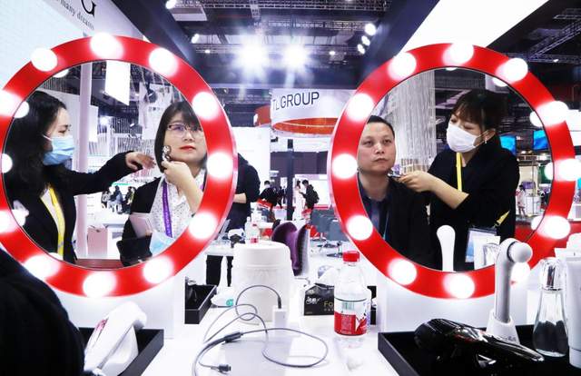 美容仪收割了你，也收割了薇娅李佳琦