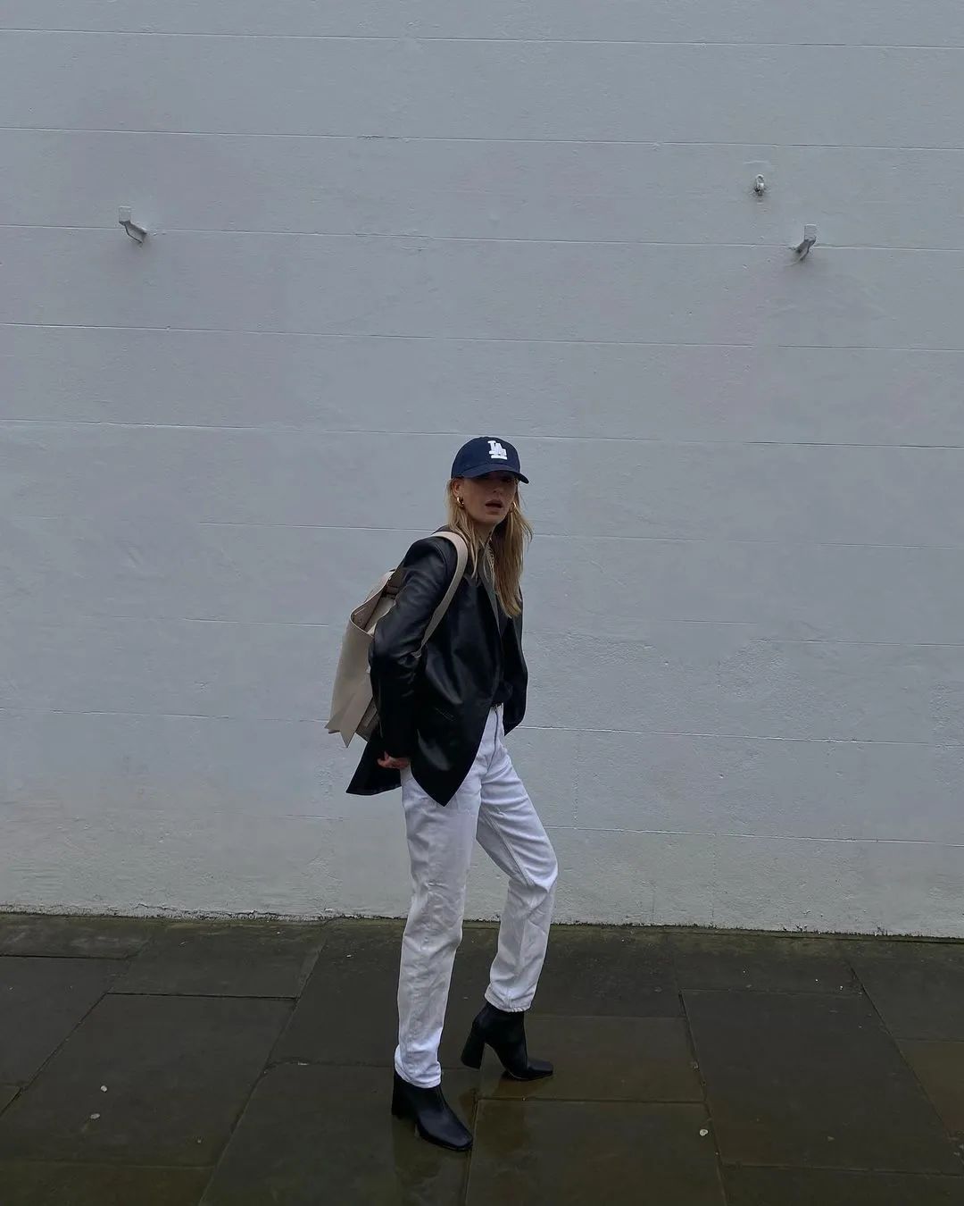 这件单品玩转所有秋季穿搭,这几件单品让穿衣更时髦