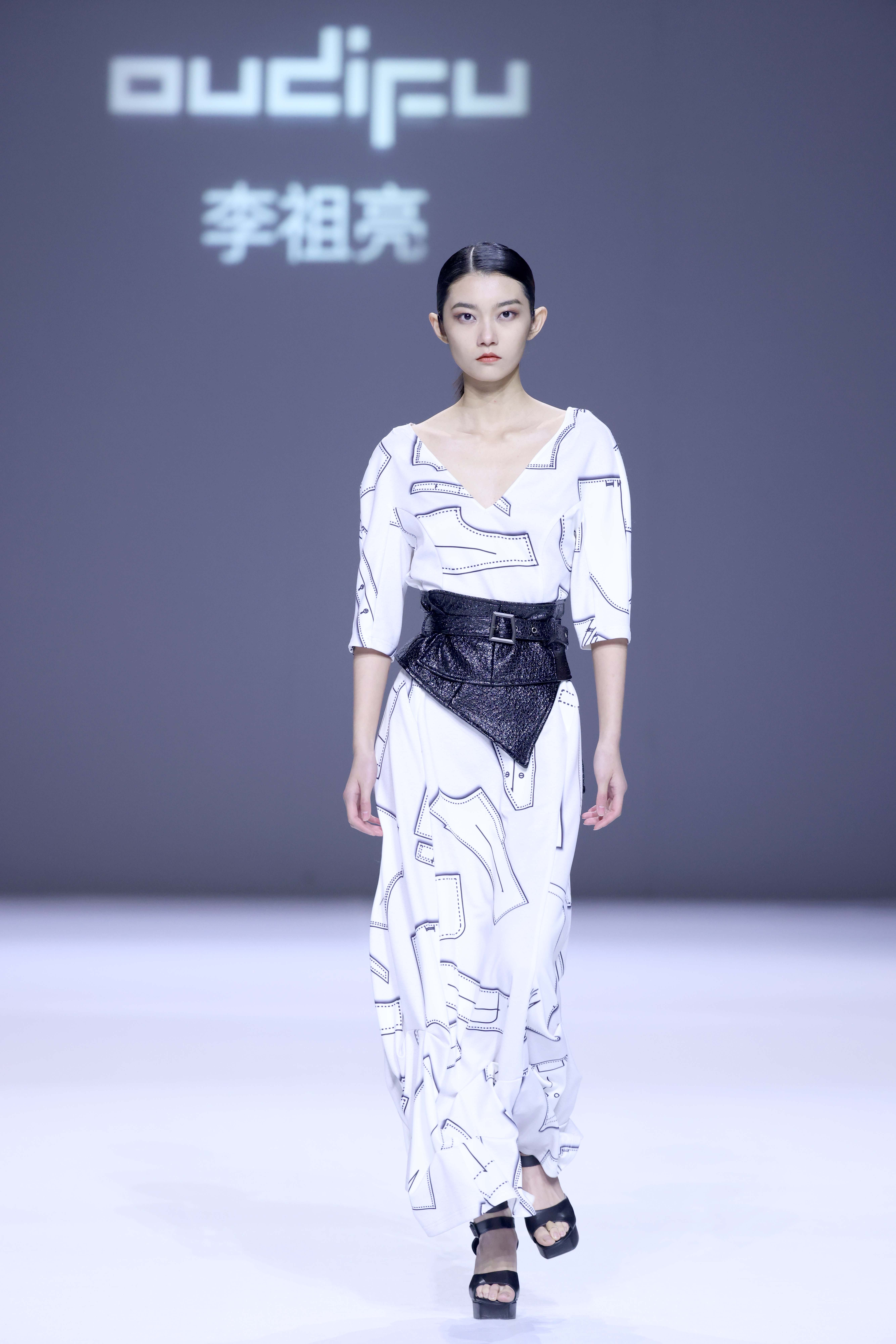 娆ц拏鑺欐椂瑁呭彂甯冧細,娆ц拏鑺欐椂瑁呭懆