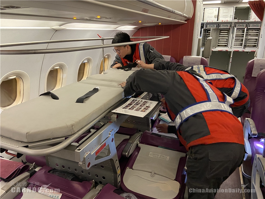 西部航空6点25分的飞机几点到机场,西部航空延误4个小时