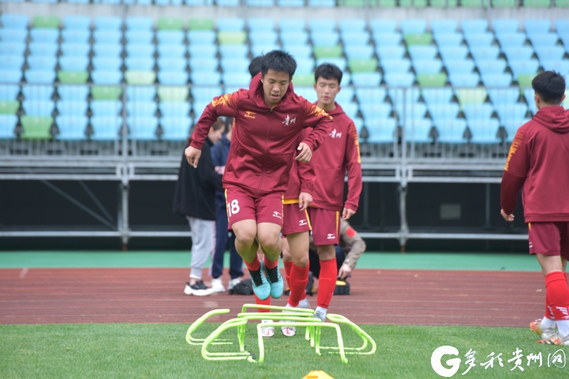 全运会贵州足球队,足球小将首战