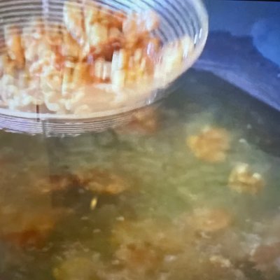 关注骨骼健康预防骨质疏松,香酥小河虾老少皆宜的补钙佳品