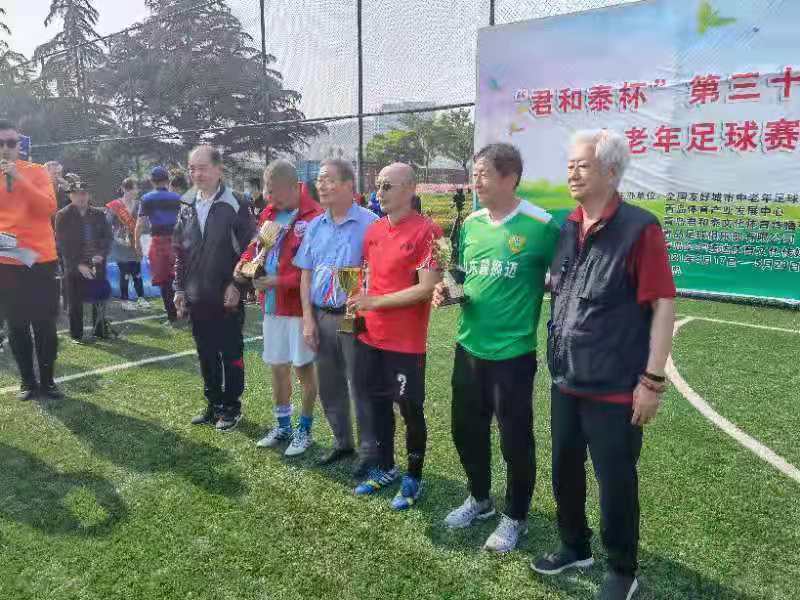 足球名宿朱广沪,戚务生徐根宝和朱广沪谁厉害