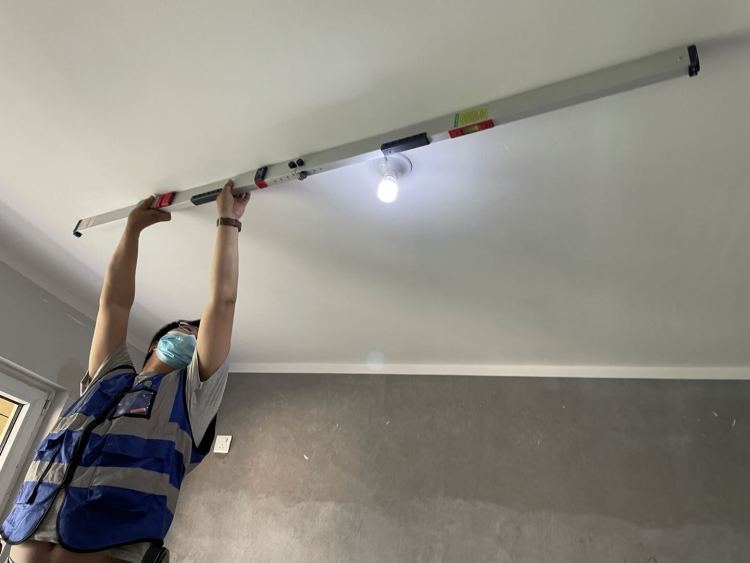 西安验房中梁壹号院,电源插座有问题自查