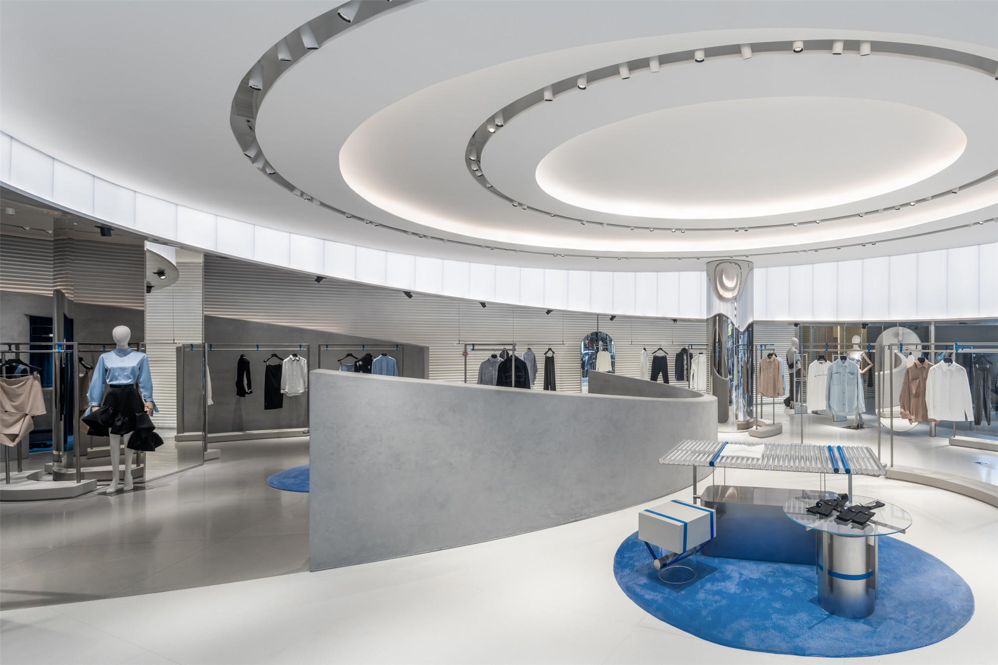 Kokaistudios|IEW.H埃维纽上海旗舰店