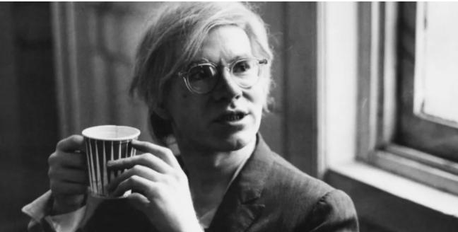 草间弥生本人,草间弥生个人简介