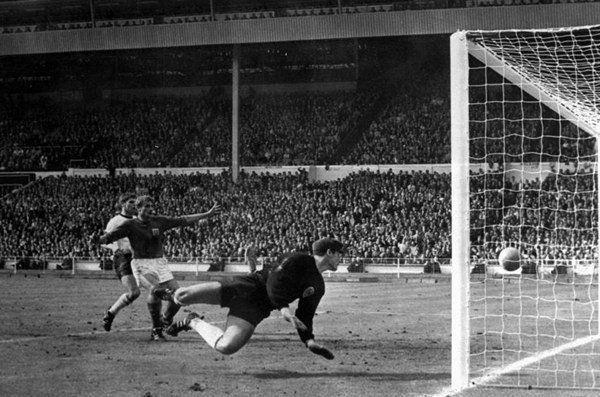 英德大战纪录,10年英德大战比分