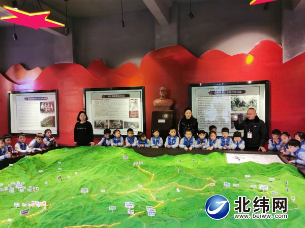 学百年党史践初心使命的专题党课,回眸百年党史感悟初心使命党课