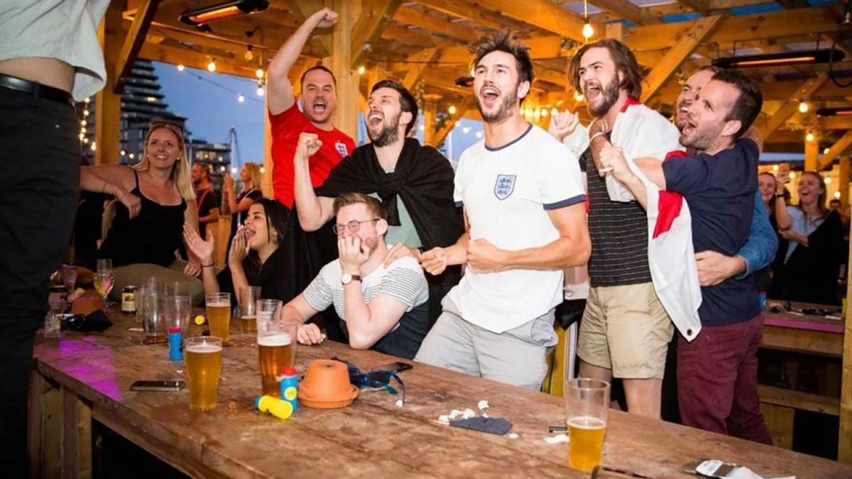 英格兰蓝色雄狮,英格兰雄狮