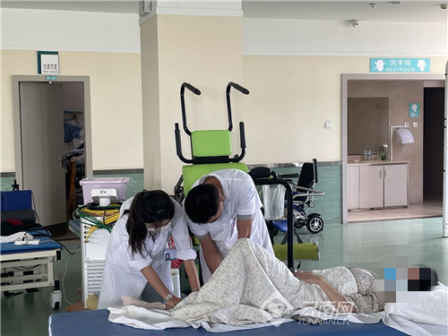 昆明同仁医院车祸,昆明发生一起车祸致多人受伤后续