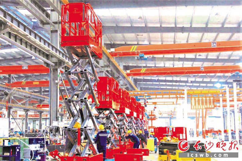 创新成为发展动力引擎,创新驱动发展科技助推经济升级