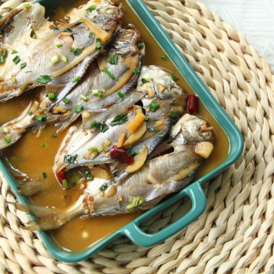 #我为奥运出食力#红烧鲳鱼