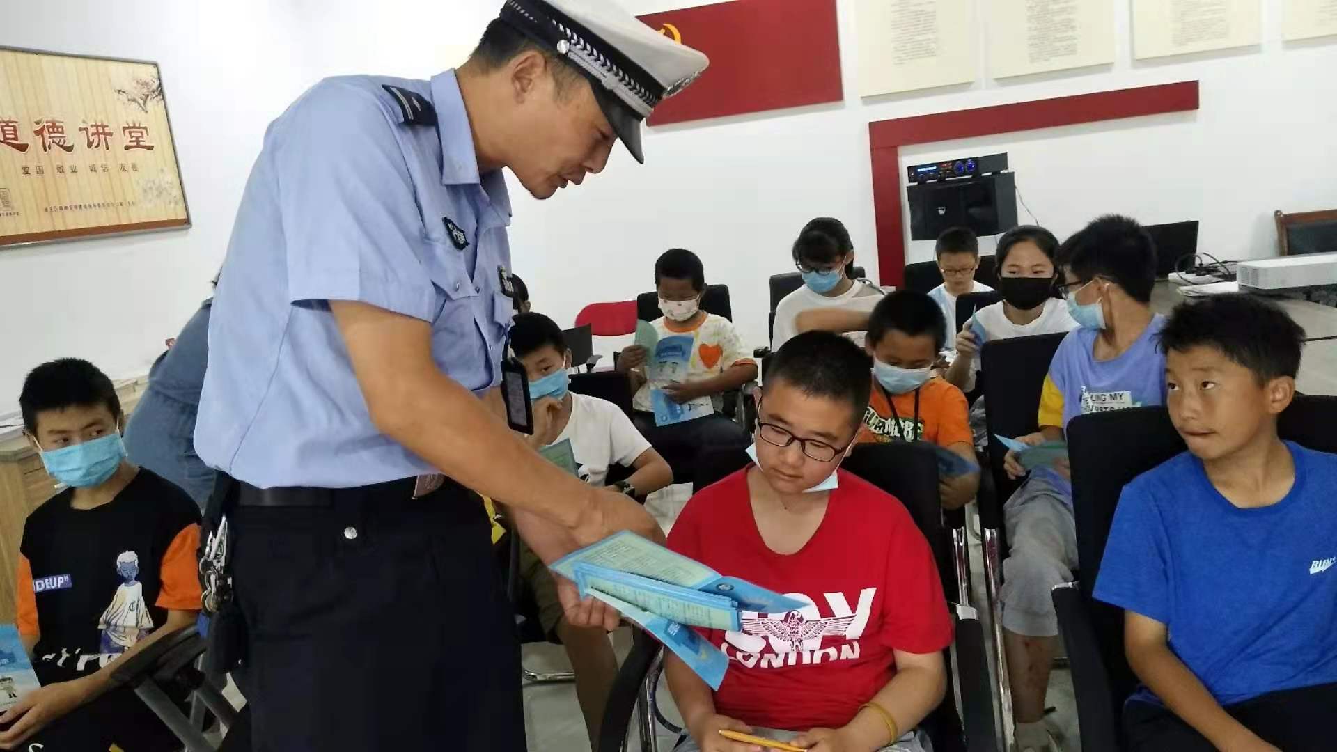 民生汇丨银滩路街道：“神兽”们开“踢”啦