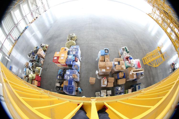 万人操弓迎转场，山航如何做到的？