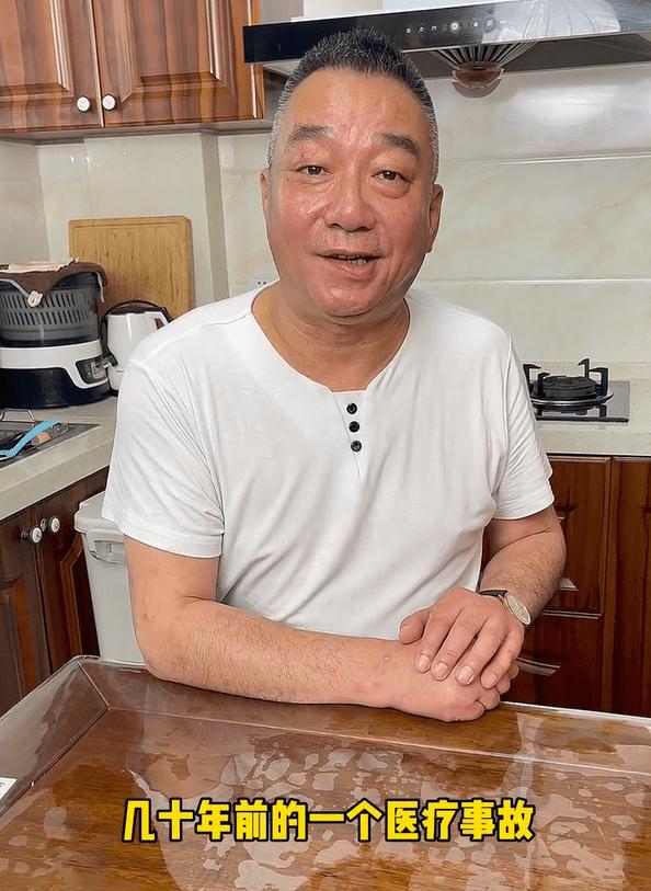 乔任梁28岁自杀身亡，“抑郁症”带走他6年后，失独父母怎样了？