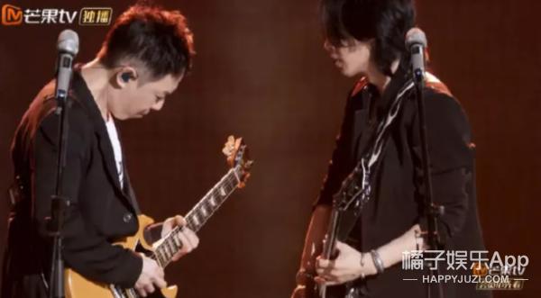 黄贯中宠朱茵,黄贯中朱茵一家三口温馨合照曝光