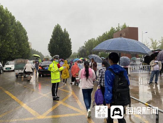 开学季衡东交警开启护学保障模式,开学季交警护学保平安