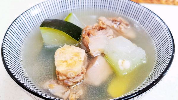 冬瓜菜干老鸭汤,老鸭汤最美家常菜