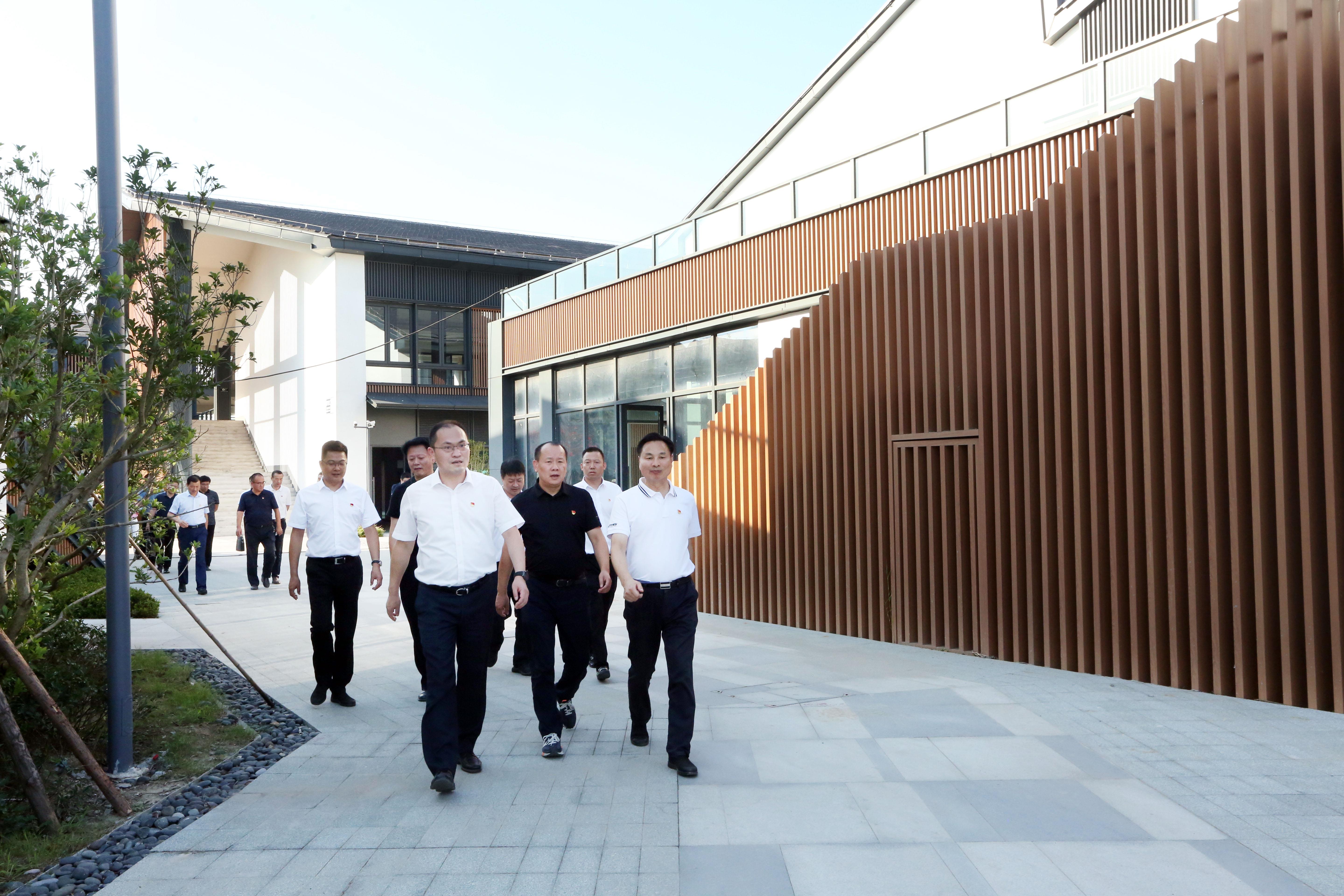 嘉善县委书记洪湖鹏,洪湖鹏任嘉善县委书记