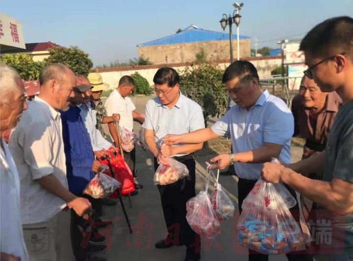 爱心传递情暖重阳完整版,情暖重阳共叙情怀