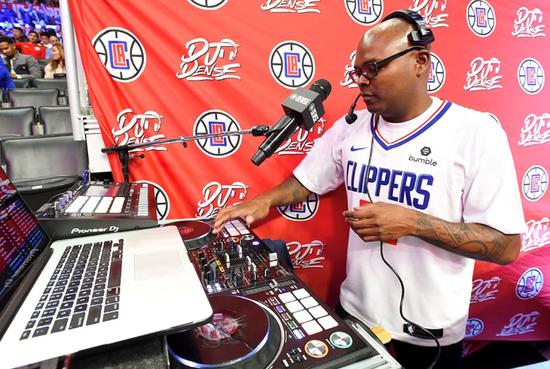 让詹皇起鸡皮疙瘩，让冷面小卡激动不已，斯台普斯到底有多神奇？