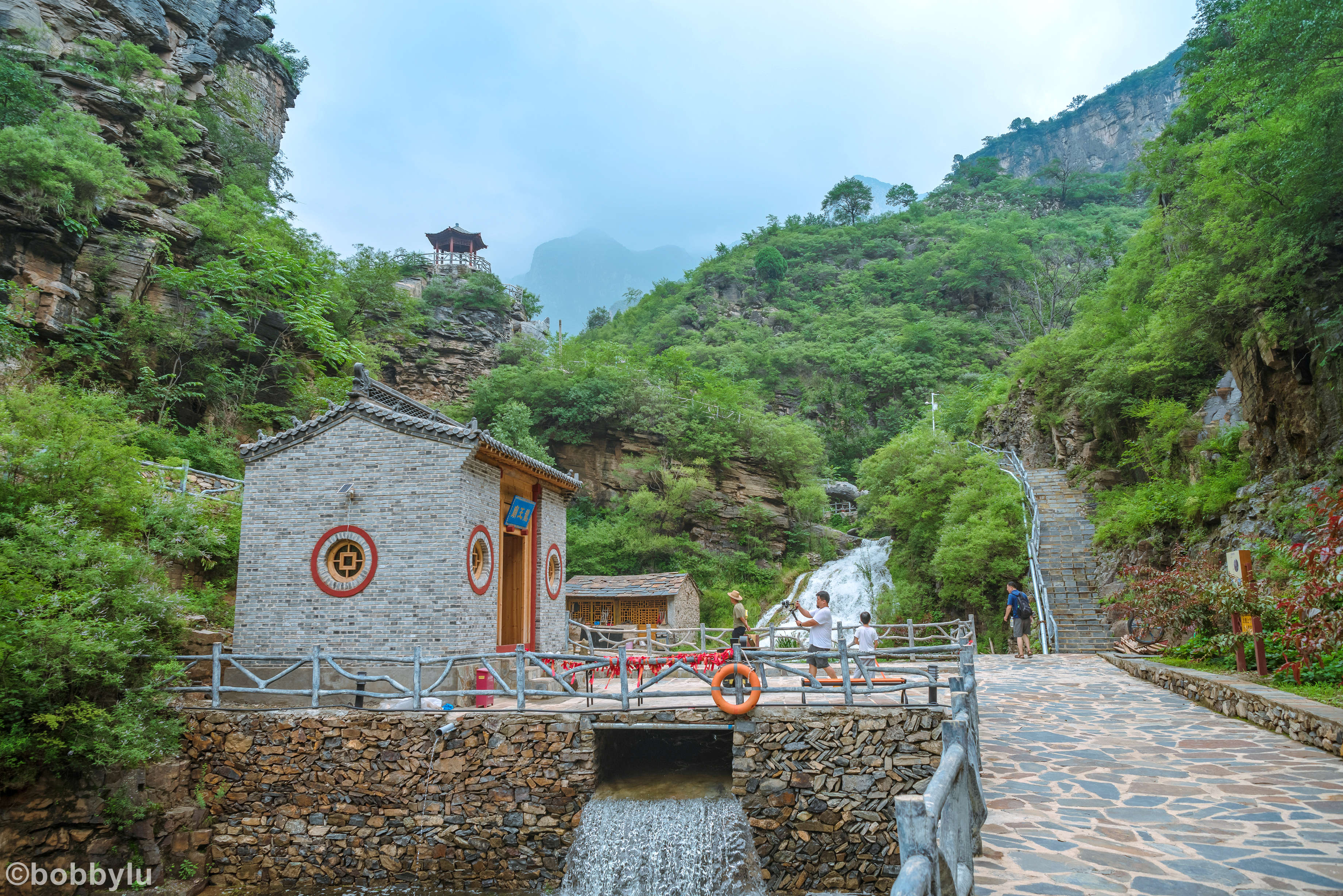 隐藏在深山里的网红景点,隐藏深山古村堪称世外桃源